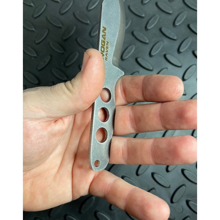 ROGAN RAVEN knife handle view
